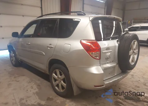 2007 Toyota Rav4 Limited z USA, uszkodzony, nr VIN JTMBD31V776047798